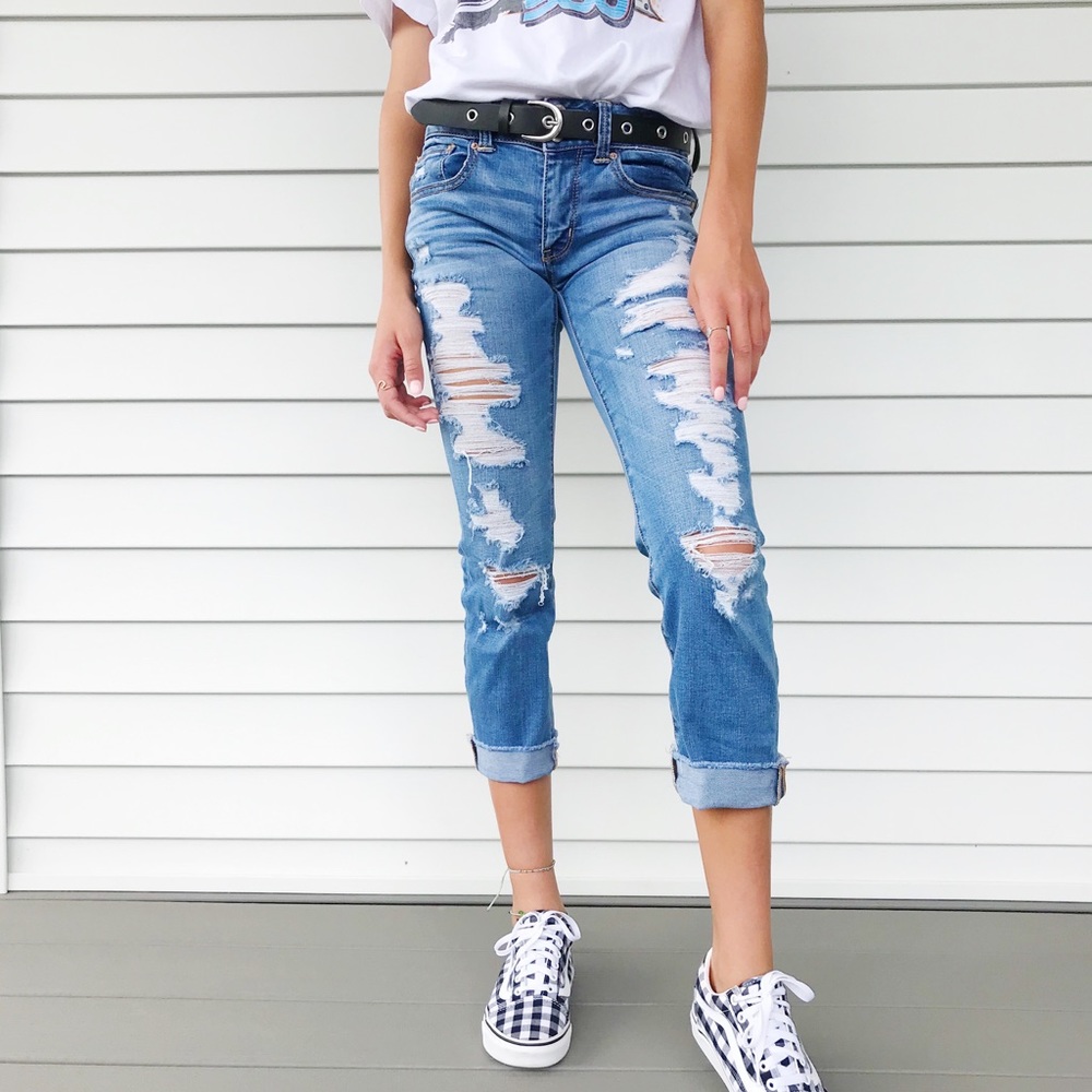 American Eagle Outfitters Light Blue Distressed Ankle Jeans